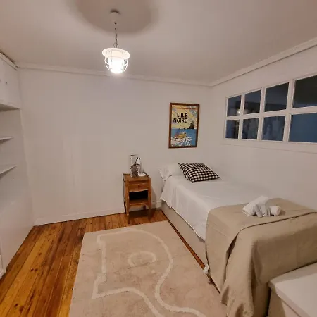 C01a02 La Casa Del Pintor Apartman Santender