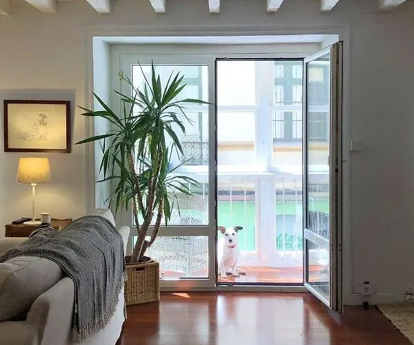 C01a02 La Casa Del Pintor Daire Santander